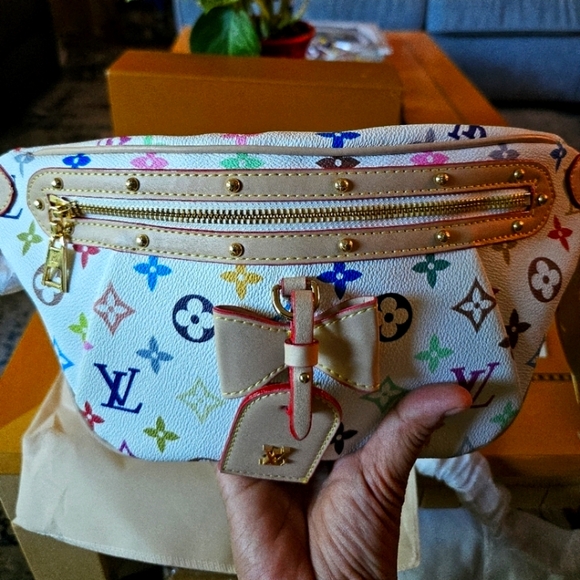 Handbags - New Multicolor Designer Women's Bag